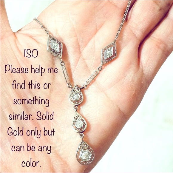 Vintage Jewelry - ISO Vintage Solid Gold Necklace in this style